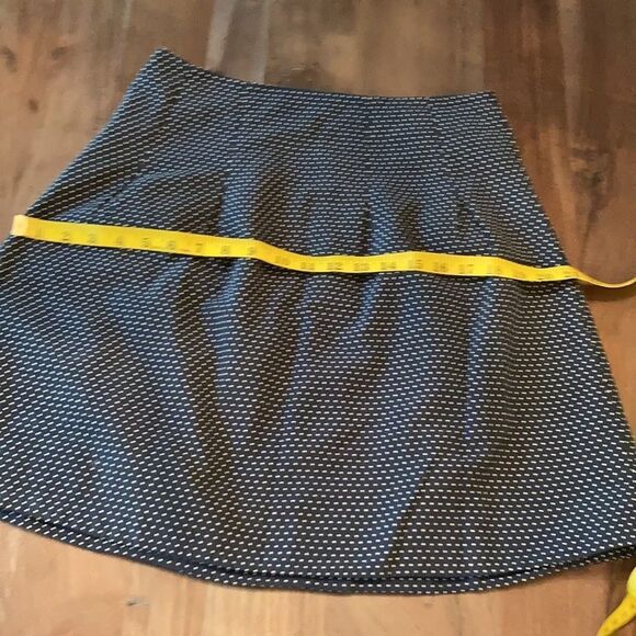 Jigsaw skirt with tiny polkadots- size 8 - Picture 6 of 8